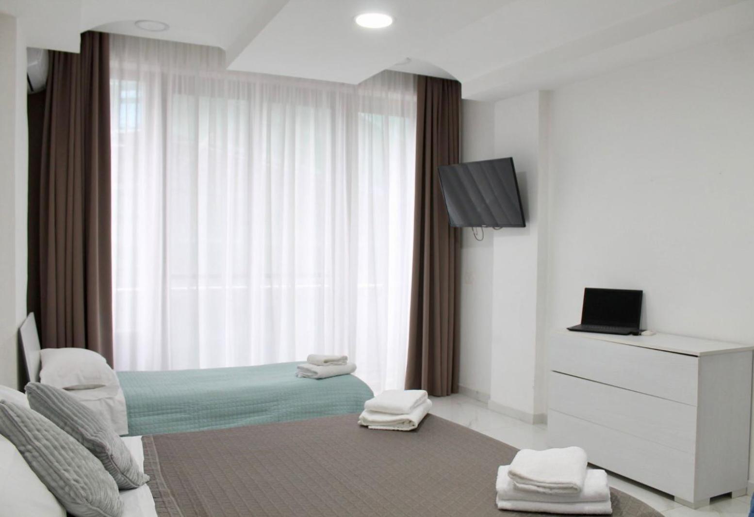 B&B Central Rooms 137 Napoli Exterior foto
